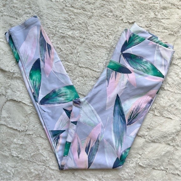 Fabletics Define PowerHold High-Waisted Leggings S Purple Tropical Print - Picture 3 of 7